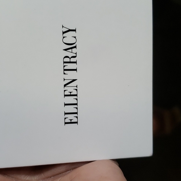 Blouse - Picture 5 of 7